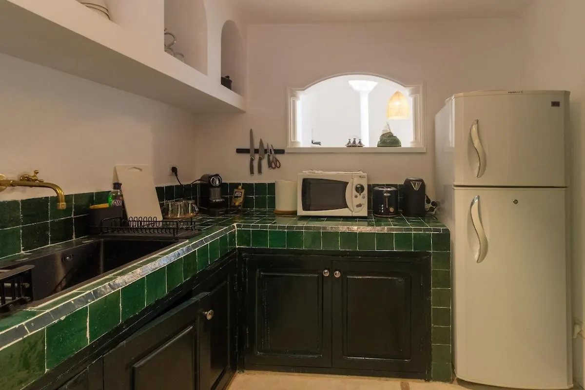Hm40 I Moroccan Riad With Residential Pool Marrakesh Apartment